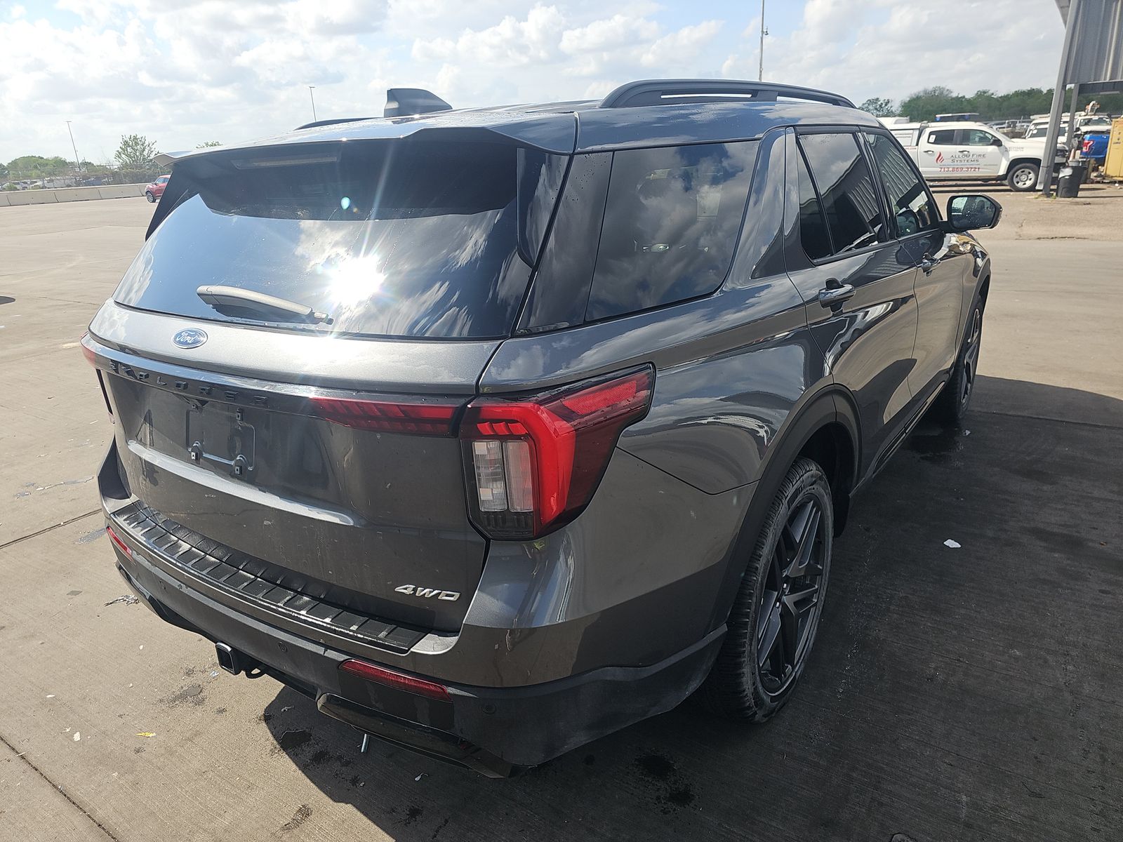 2025 Ford Explorer ST-Line AWD