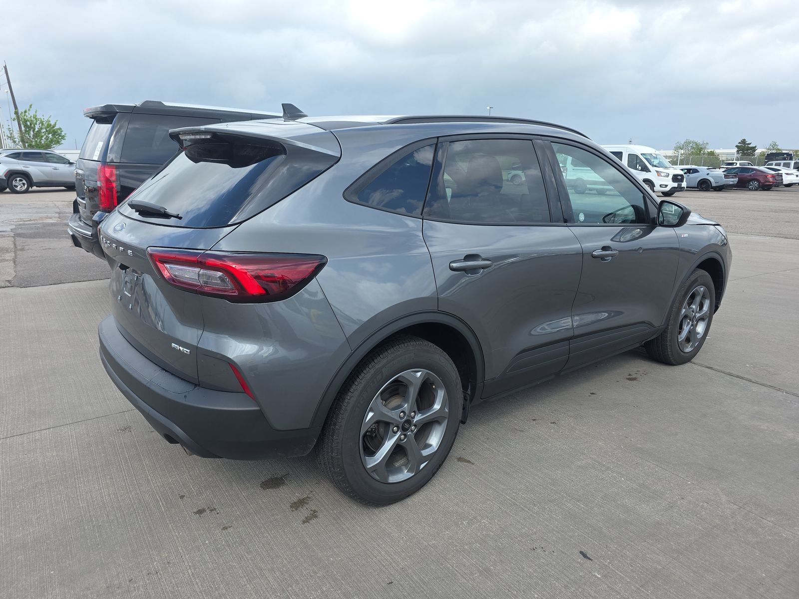 2025 Ford Escape ST-Line AWD