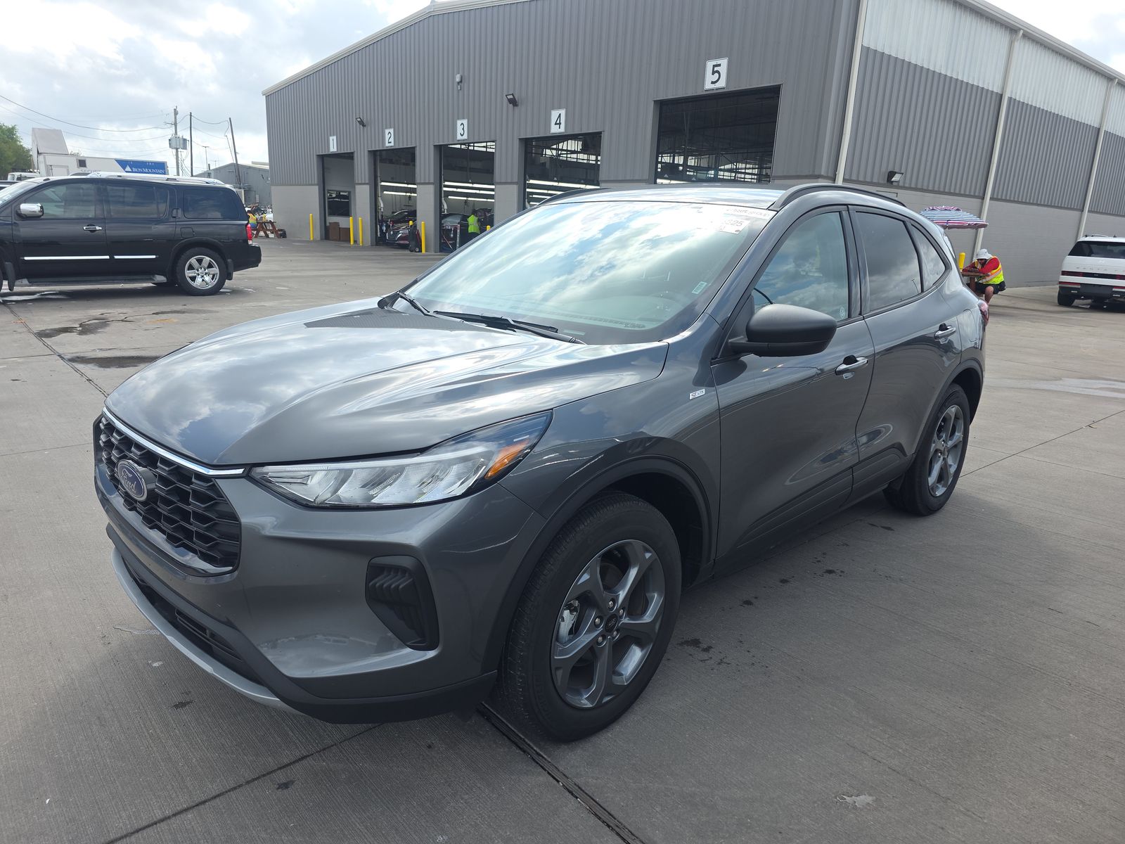 2025 Ford Escape ST-Line AWD