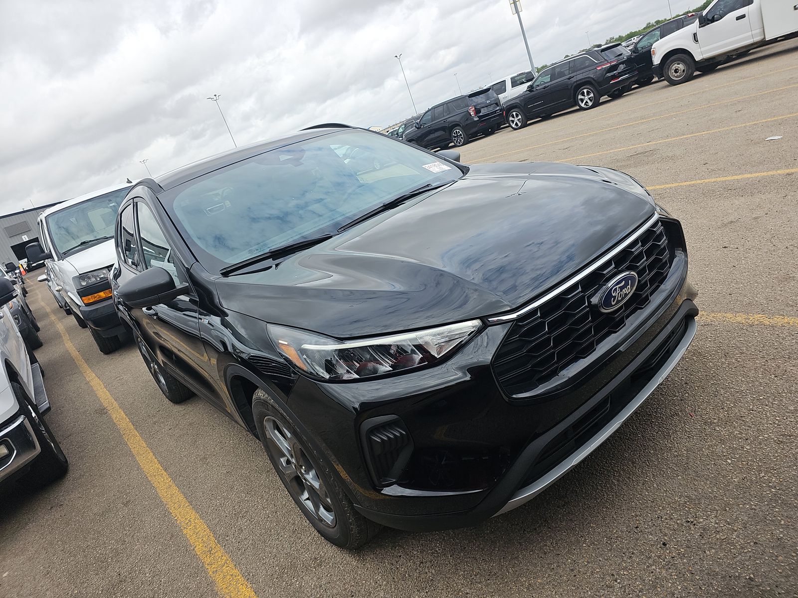 2025 Ford Escape ST-Line AWD