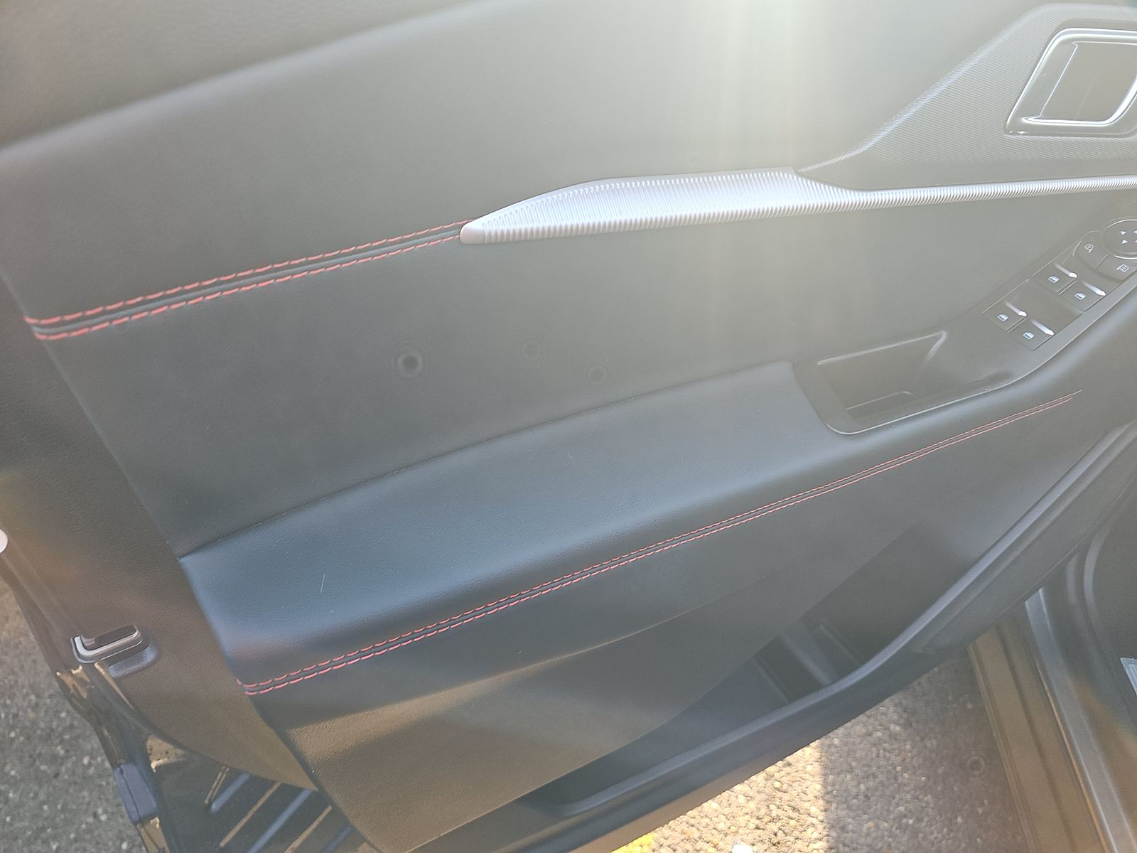 2025 Ford Explorer ST-Line AWD