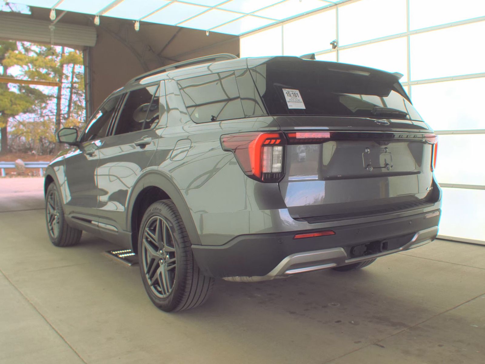 2025 Ford Explorer ST-Line AWD