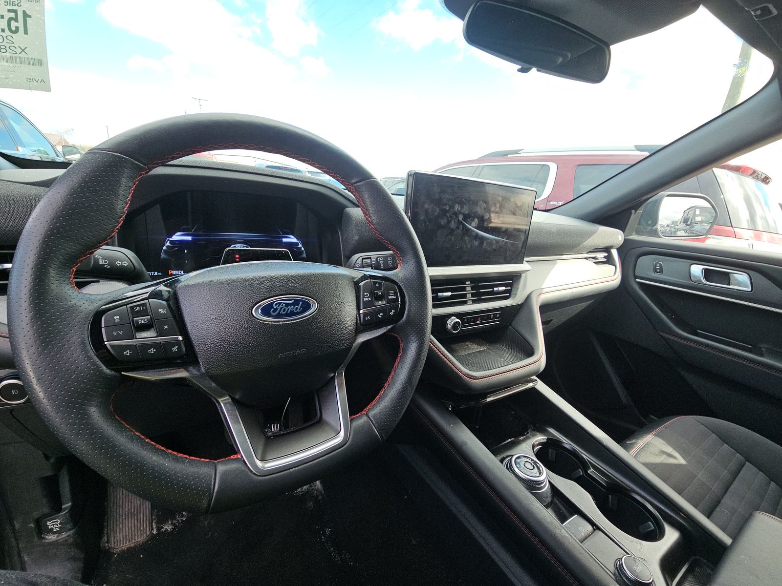 2025 Ford Explorer ST-Line AWD