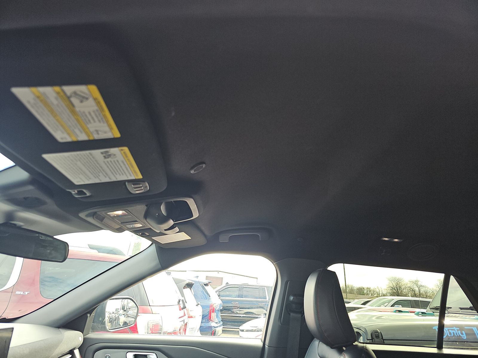 2025 Ford Explorer ST-Line AWD