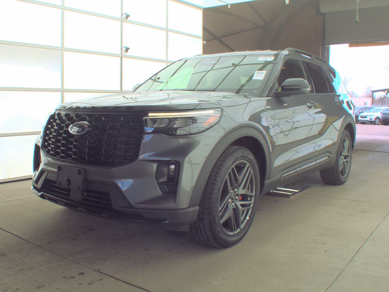 2025 Ford Explorer ST-Line AWD