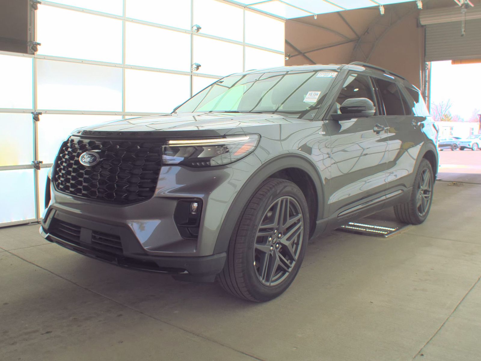 2025 Ford Explorer ST-Line AWD