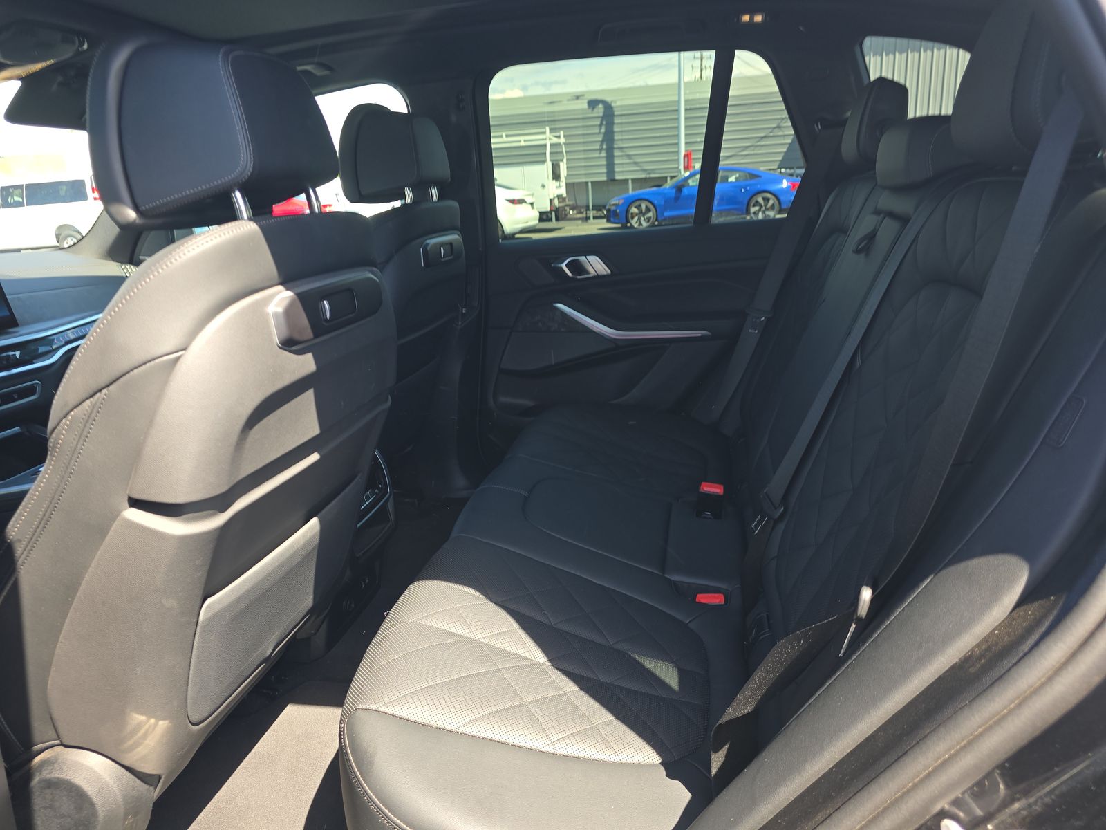 2025 BMW X5 xDrive40i AWD