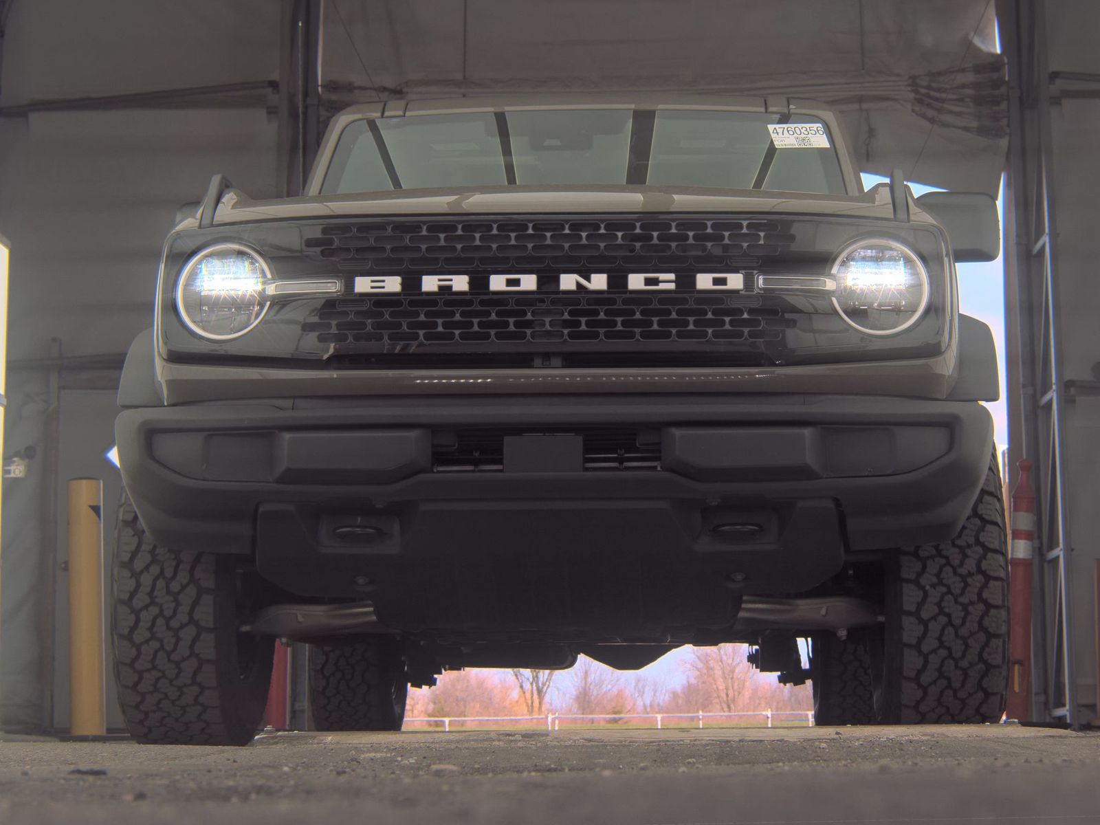 FORD BRONCO - 4