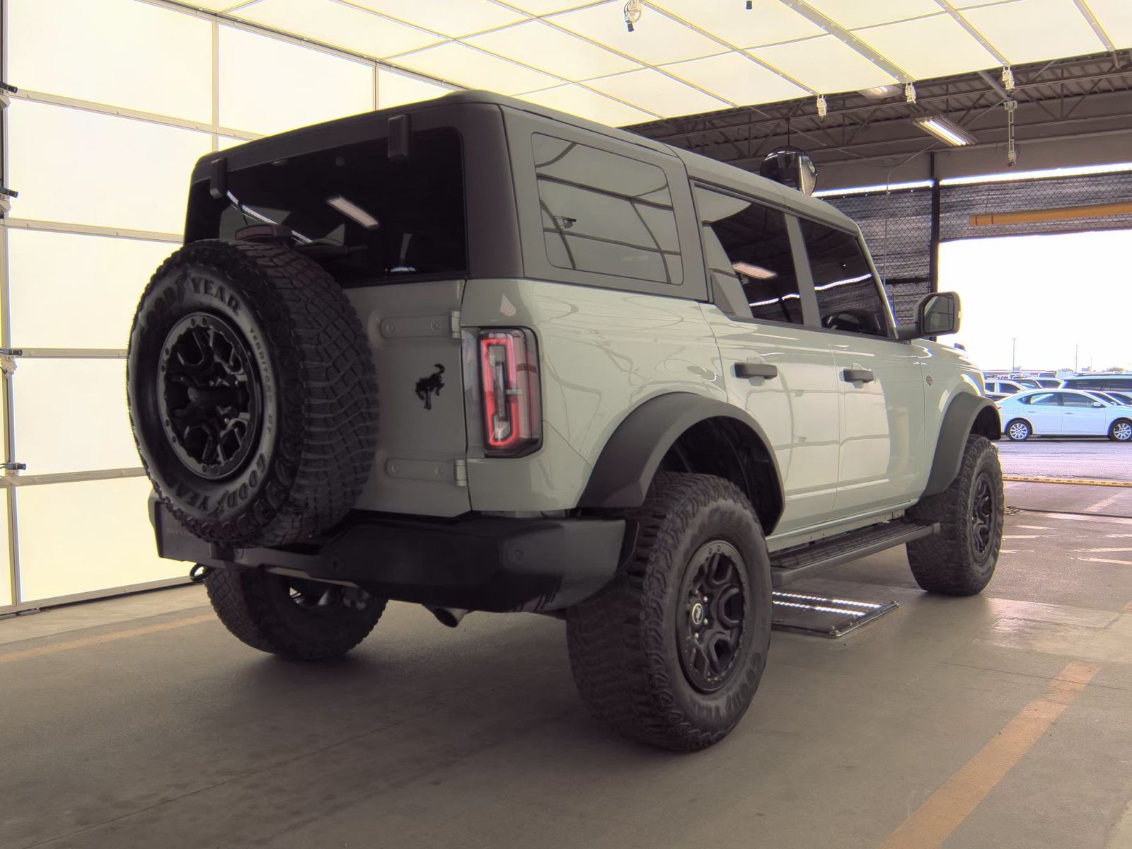 FORD BRONCO - 6