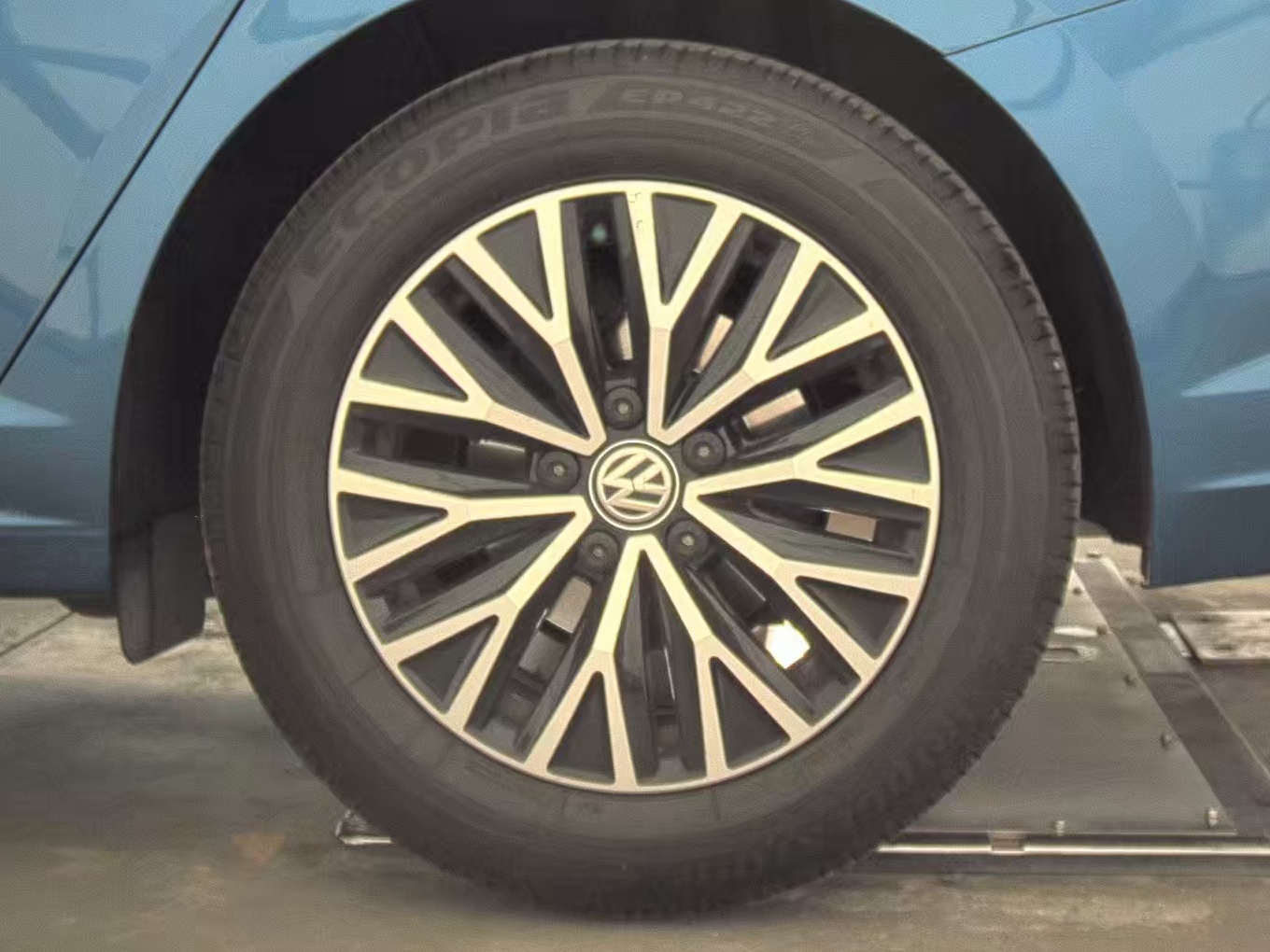 2021 Volkswagen Jetta 1.4T R-Line FWD