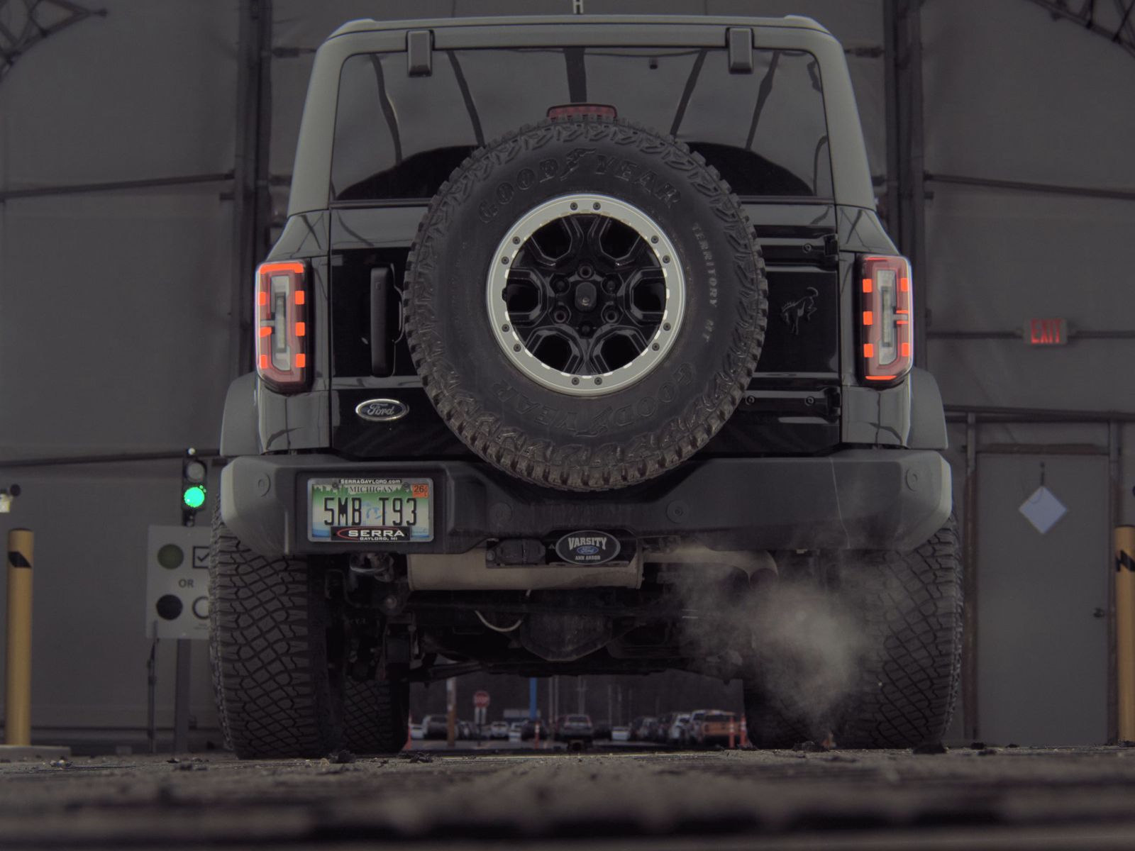 FORD BRONCO - 8