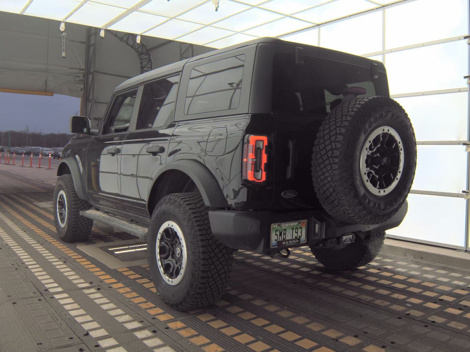 FORD BRONCO - 9