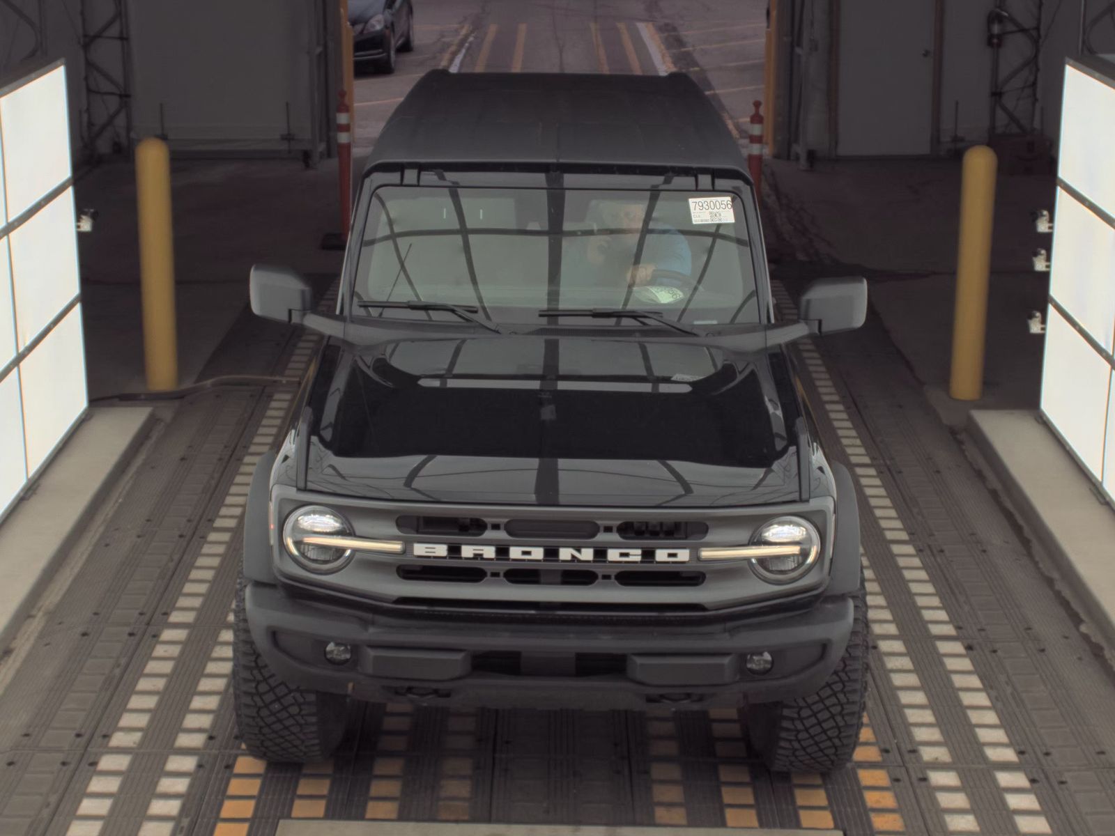FORD BRONCO - 3