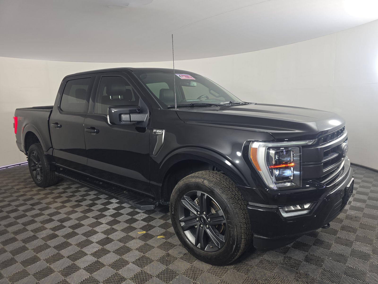 2023 Ford F-150 Lariat AWD