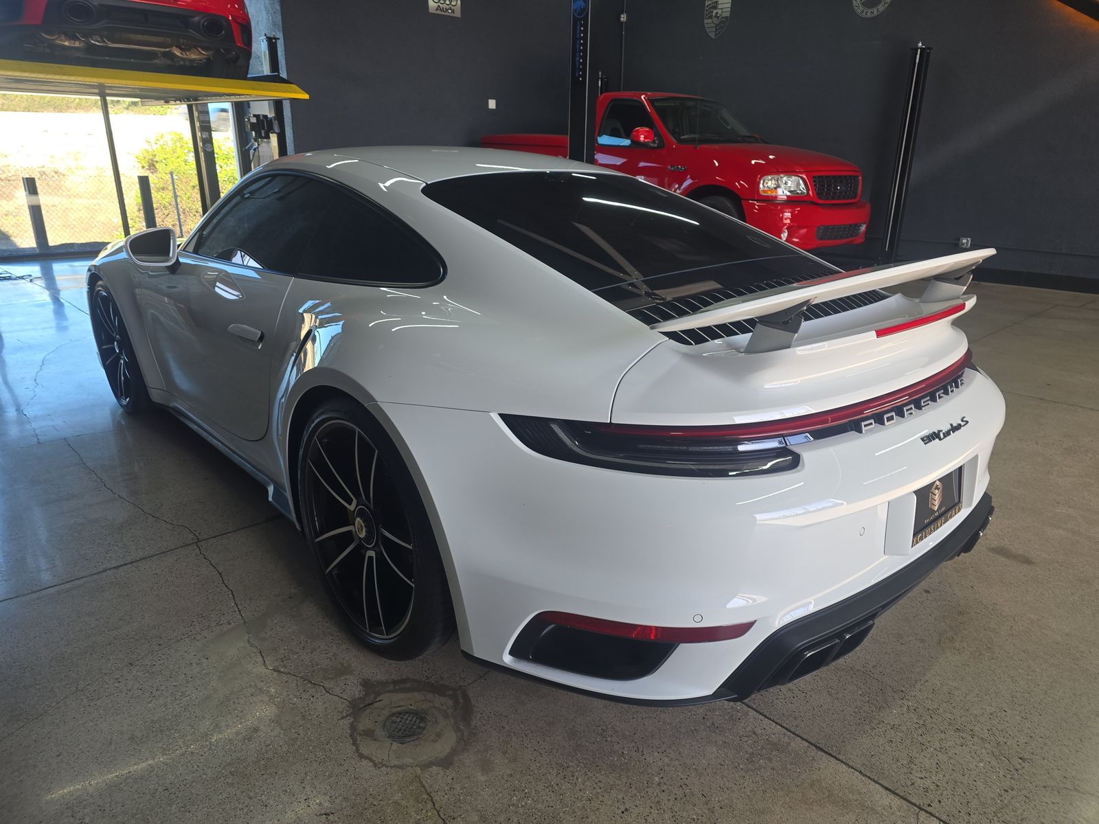 2022 Porsche 911 Turbo S AWD