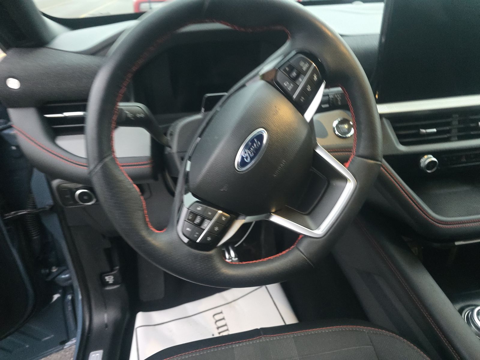 2025 Ford Explorer ST-Line AWD