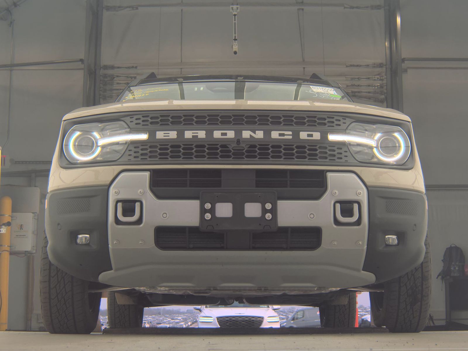 FORD BRONCO - 4