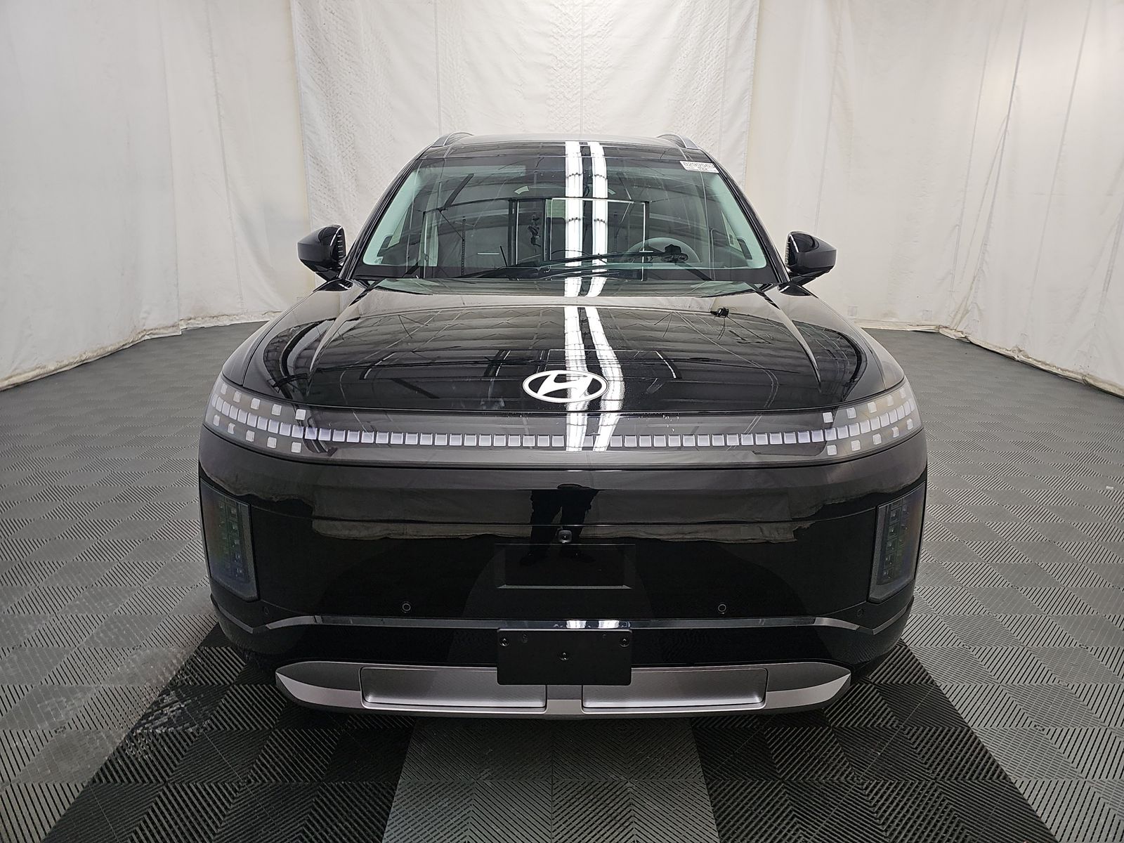 HYUNDAI PERF LTD - 3