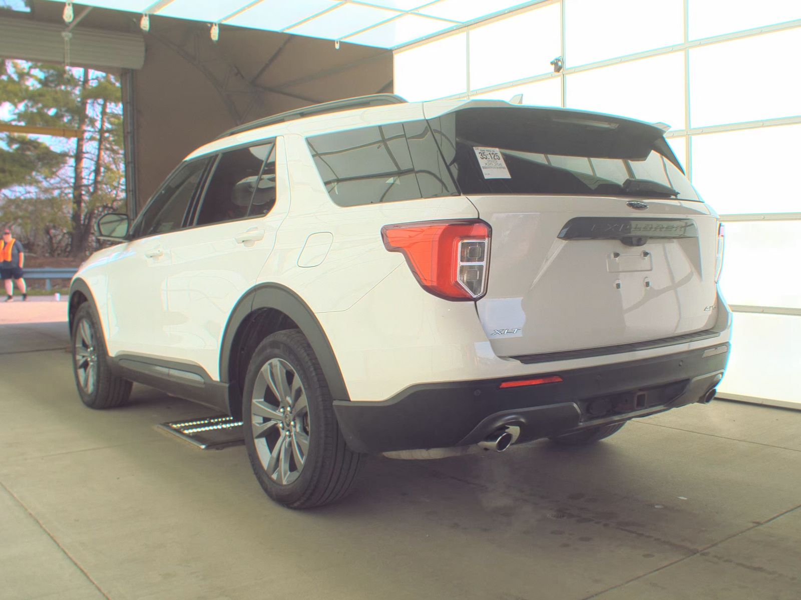 2022 Ford Explorer XLT AWD