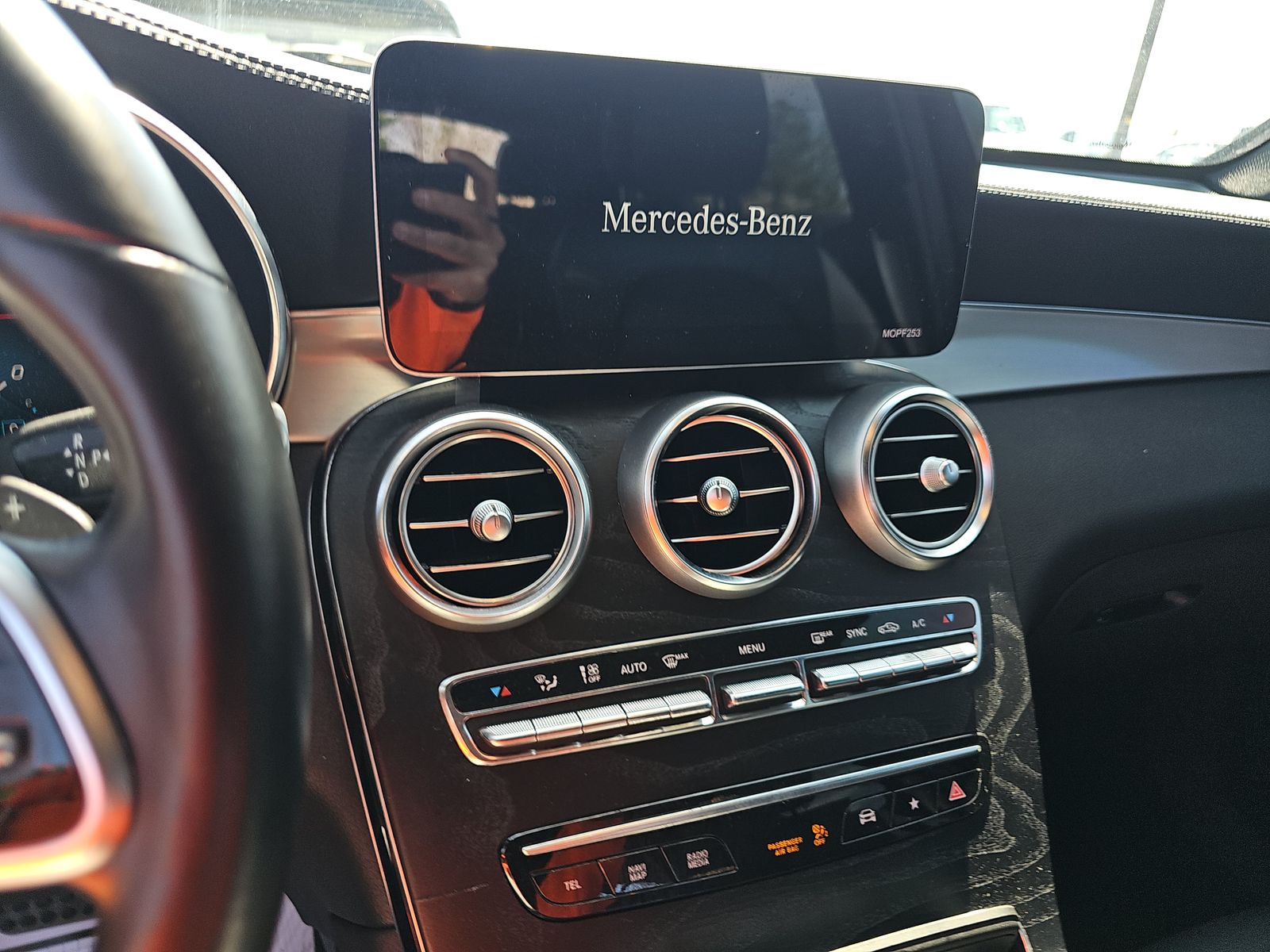 2022 Mercedes-Benz GLC GLC 300 AWD