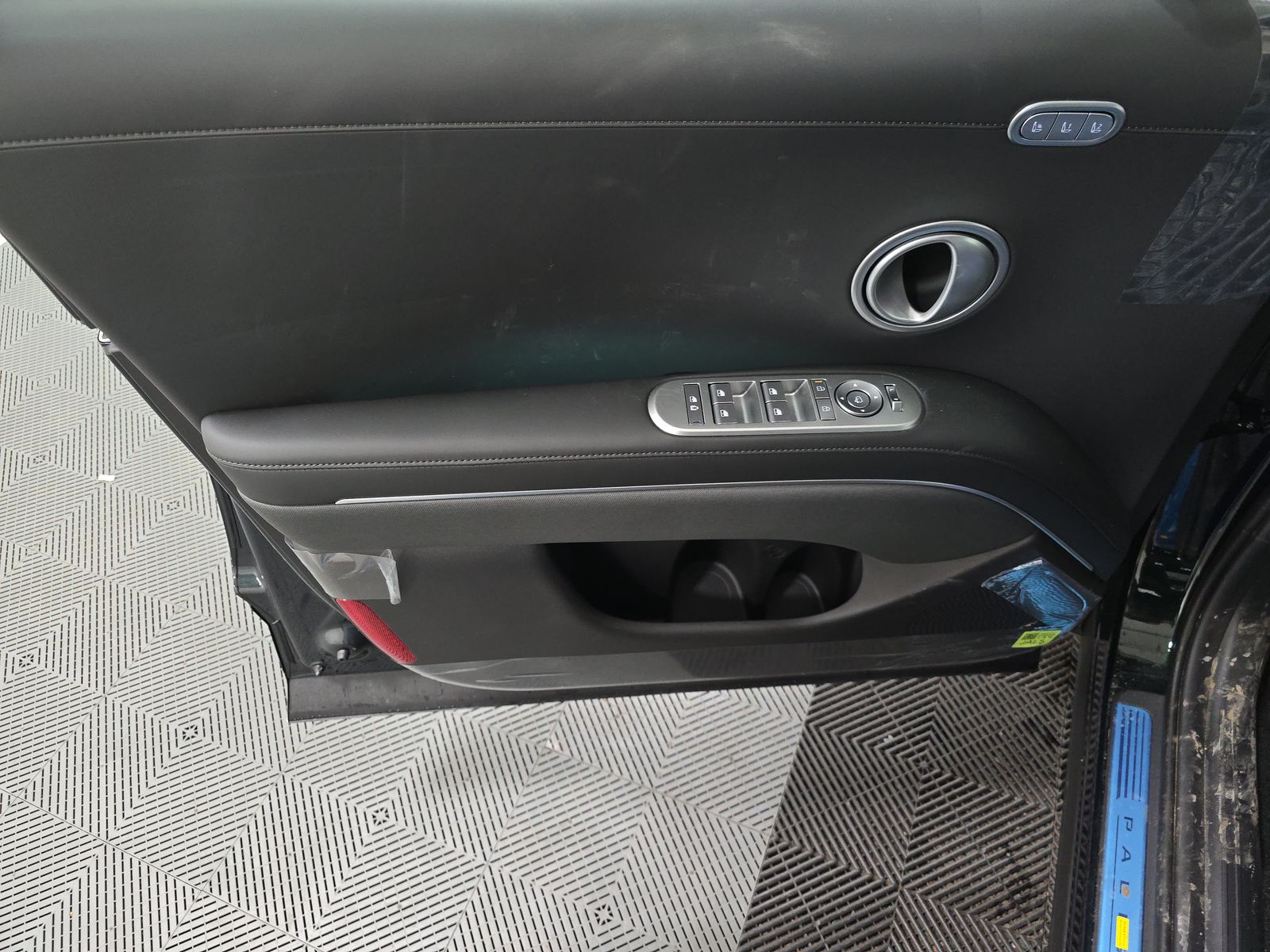 HYUNDAI CALLIGRAPH - 10