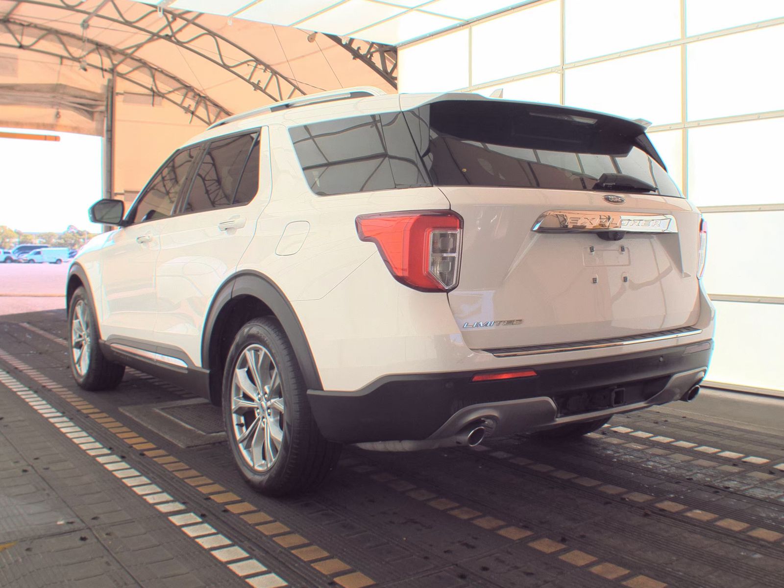 2023 Ford Explorer Limited FWD