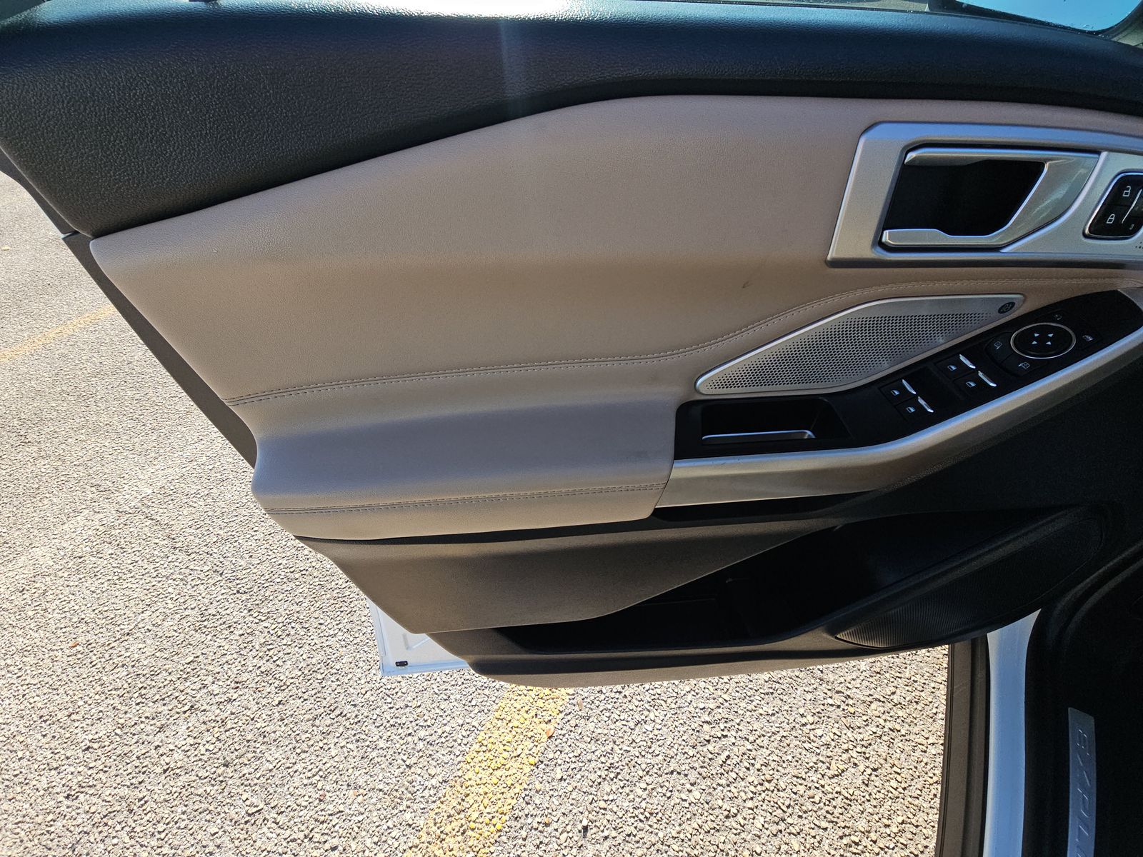 2023 Ford Explorer Limited FWD