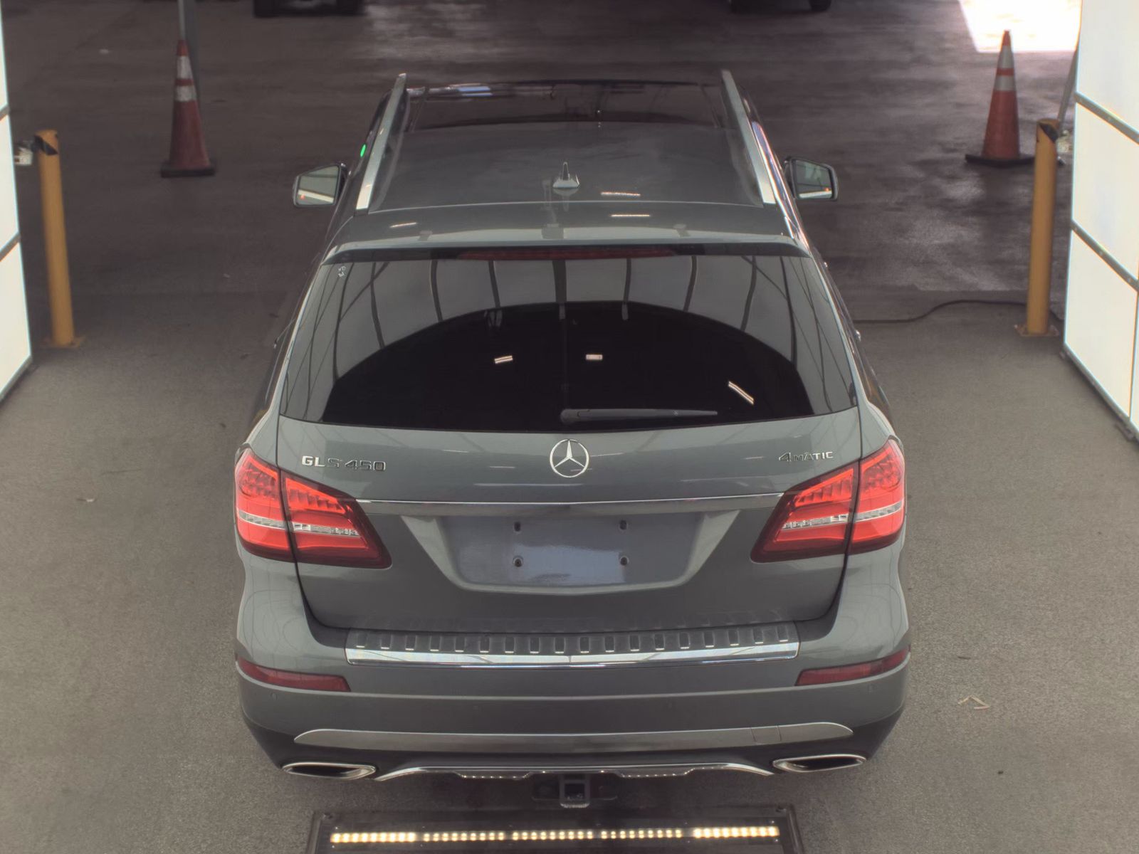 MERCEDES-BENZ GLS - 7
