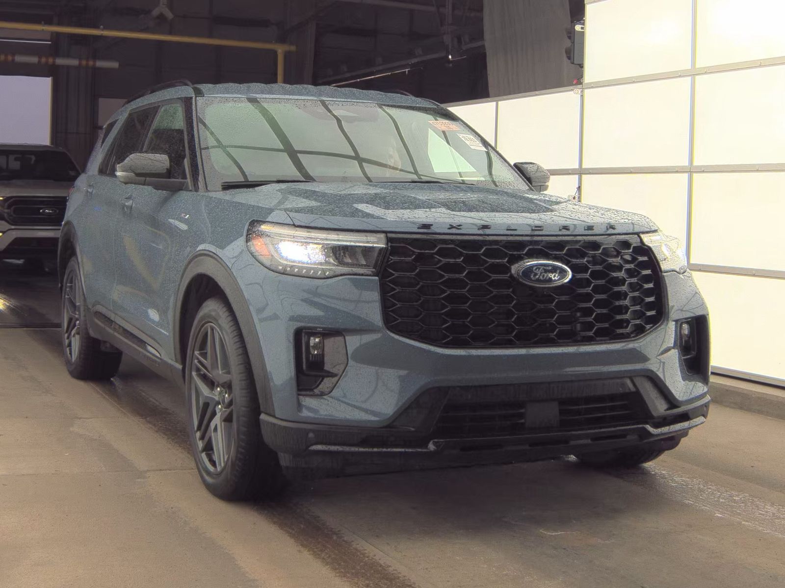 2025 Ford Explorer ST-Line AWD