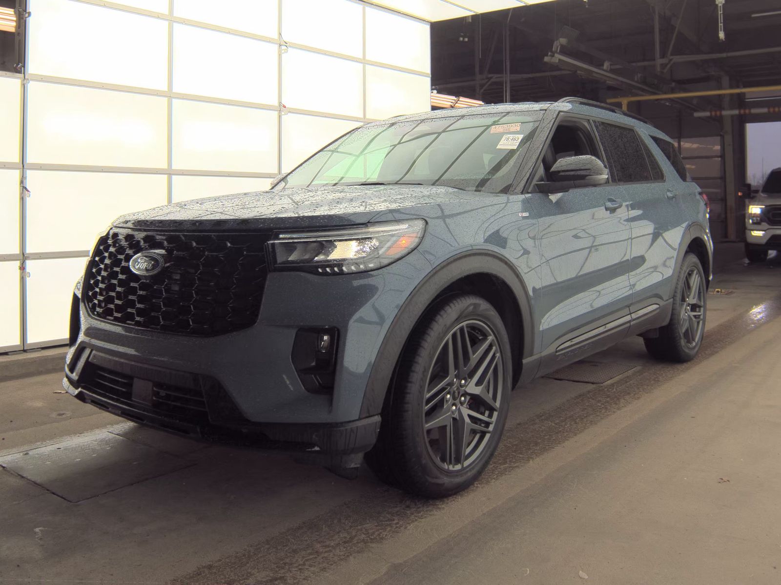 2025 Ford Explorer ST-Line AWD