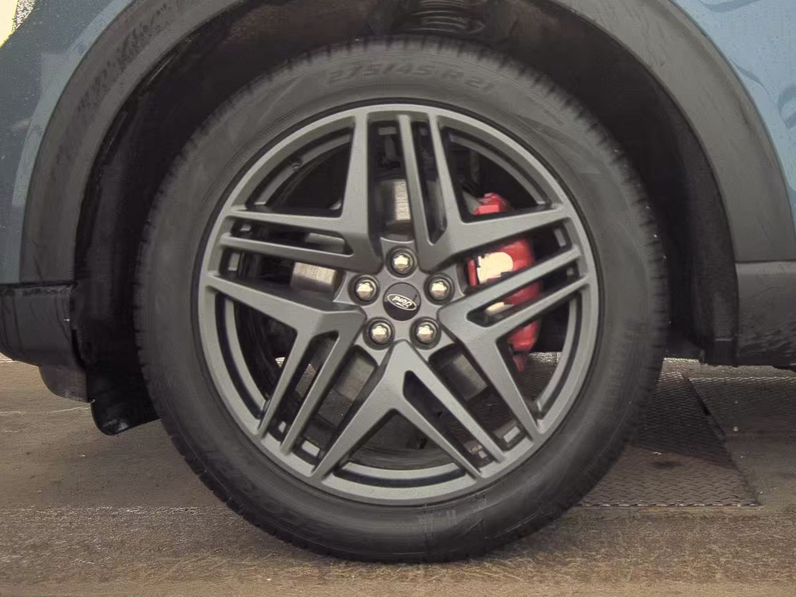 2025 Ford Explorer ST-Line AWD