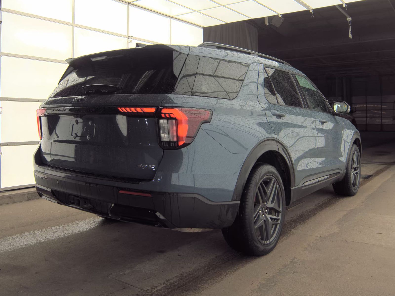 2025 Ford Explorer ST-Line AWD