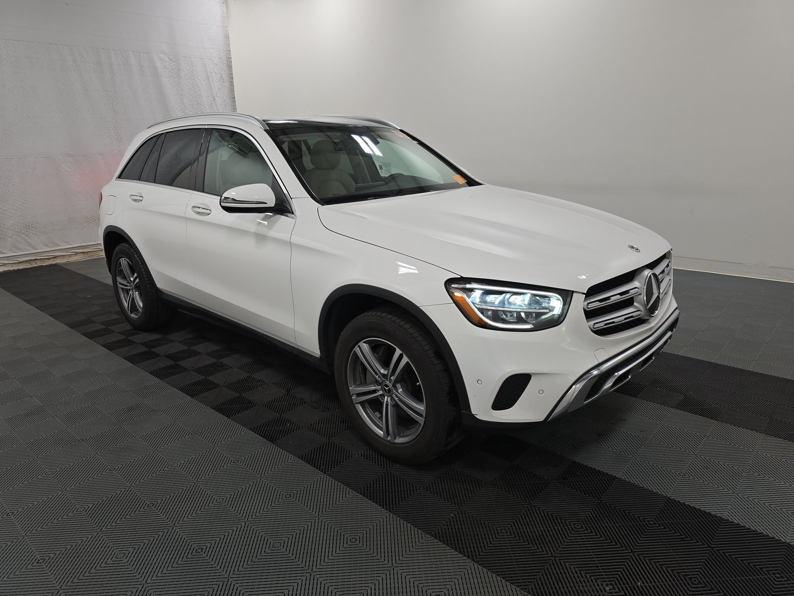 2022 Mercedes-Benz GLC GLC 300 RWD