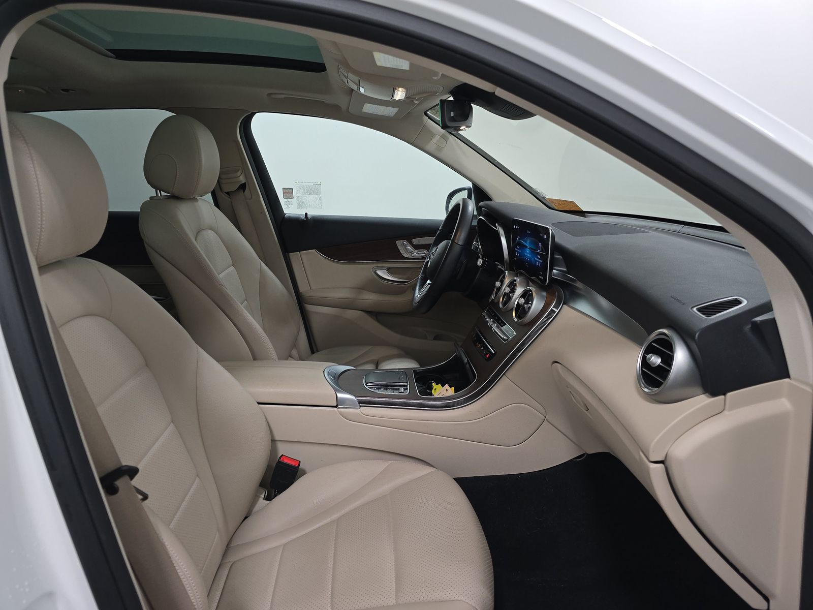 2022 Mercedes-Benz GLC GLC 300 RWD