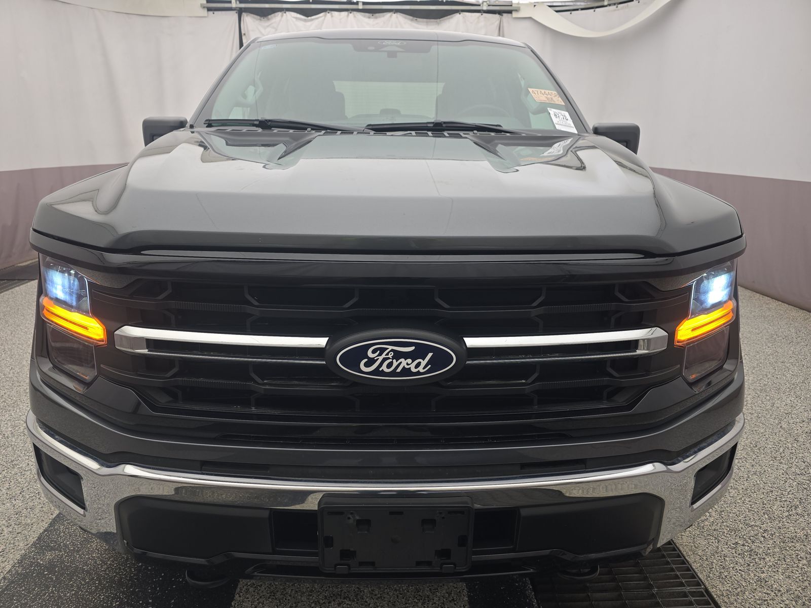 2025 Ford F-150 XLT AWD