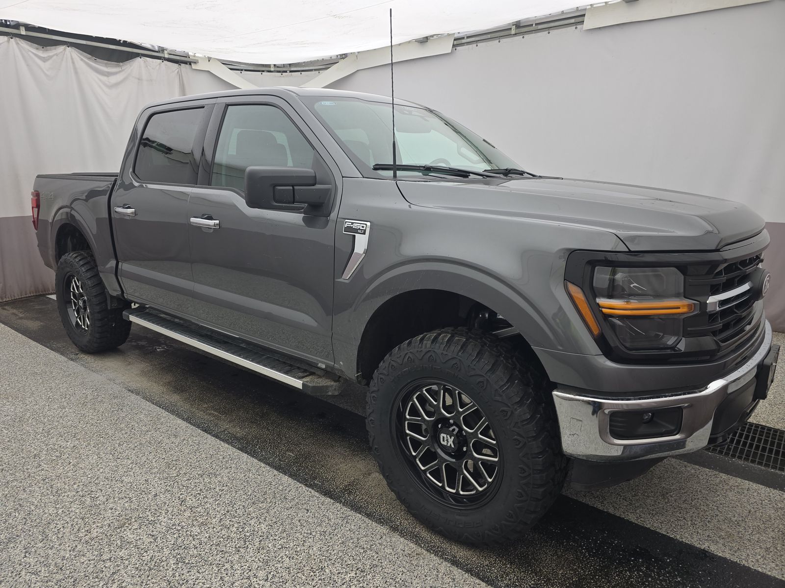 2025 Ford F-150 XLT AWD