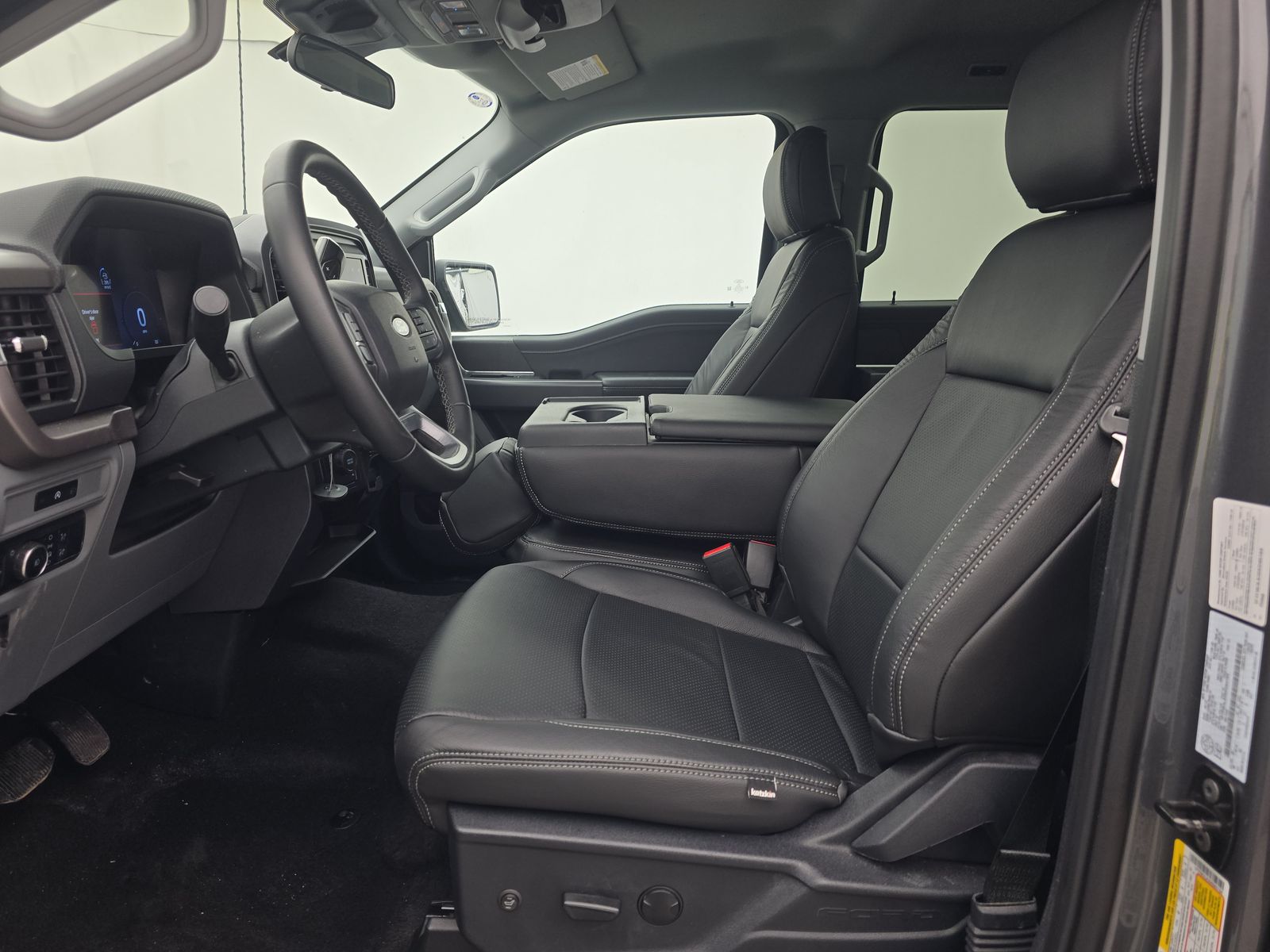 2025 Ford F-150 XLT AWD