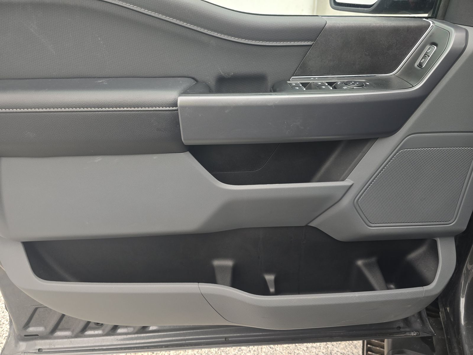 2025 Ford F-150 XLT AWD