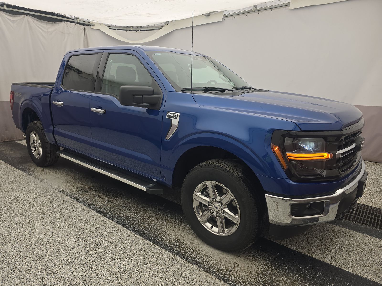 2025 Ford F-150 XLT AWD