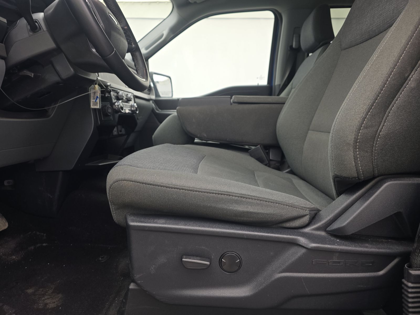 2024 Ford F-150 XLT AWD