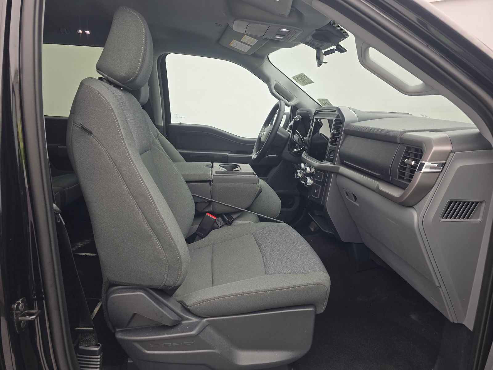 2025 Ford F-150 XLT AWD