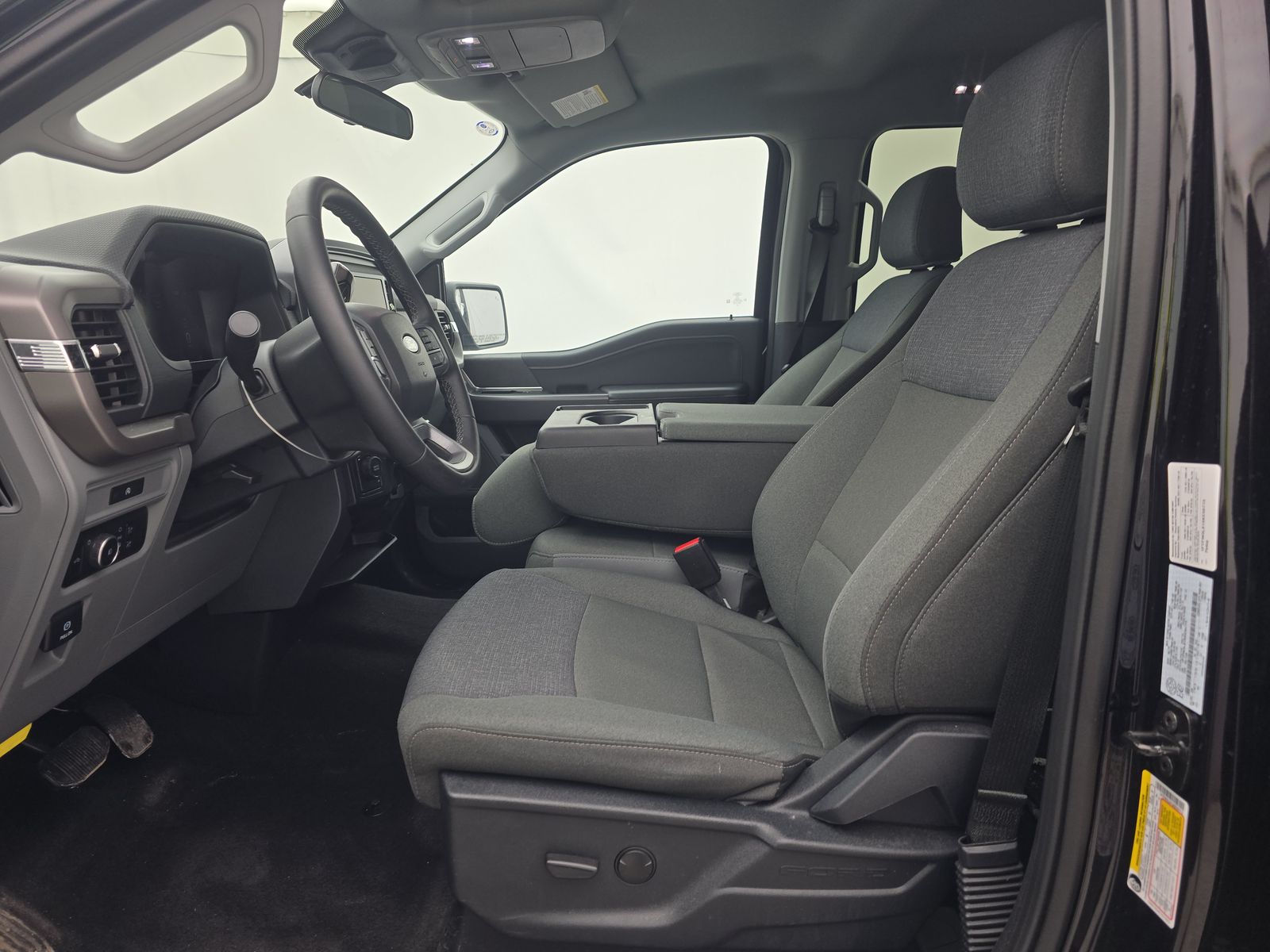 2025 Ford F-150 XLT AWD