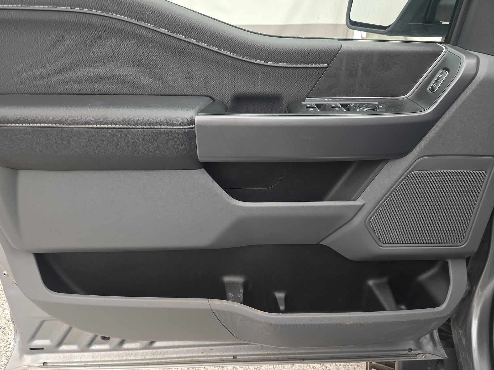 2025 Ford F-150 XLT AWD