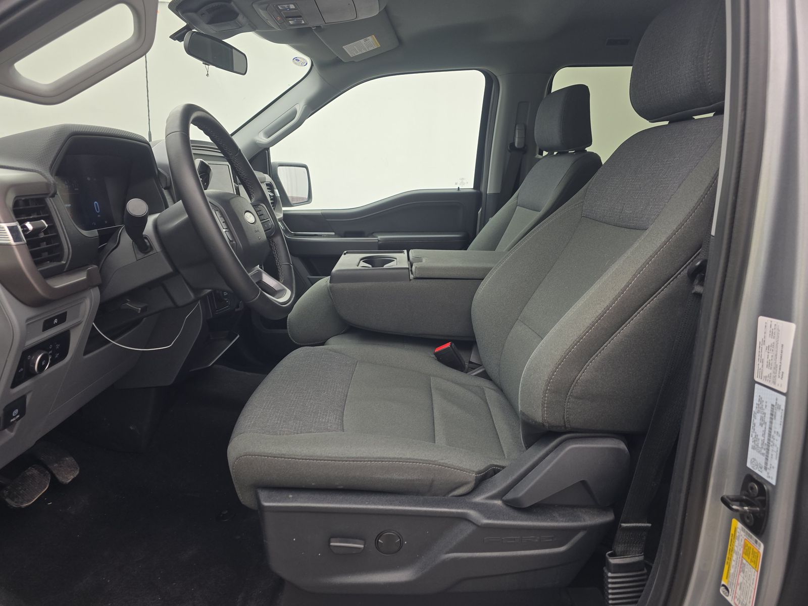 2025 Ford F-150 XLT AWD