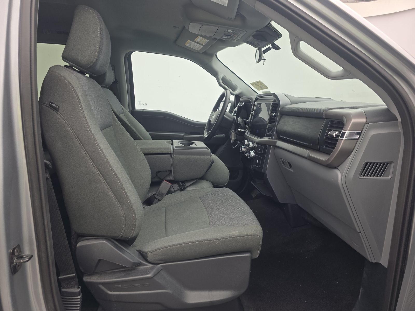 2025 Ford F-150 XLT AWD