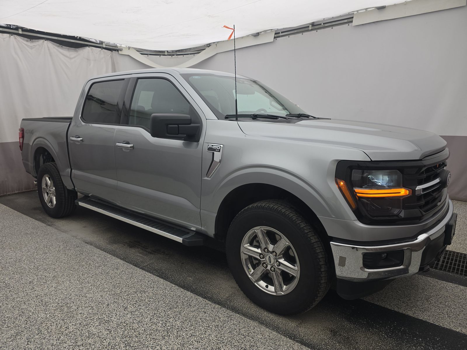 2025 Ford F-150 XLT AWD