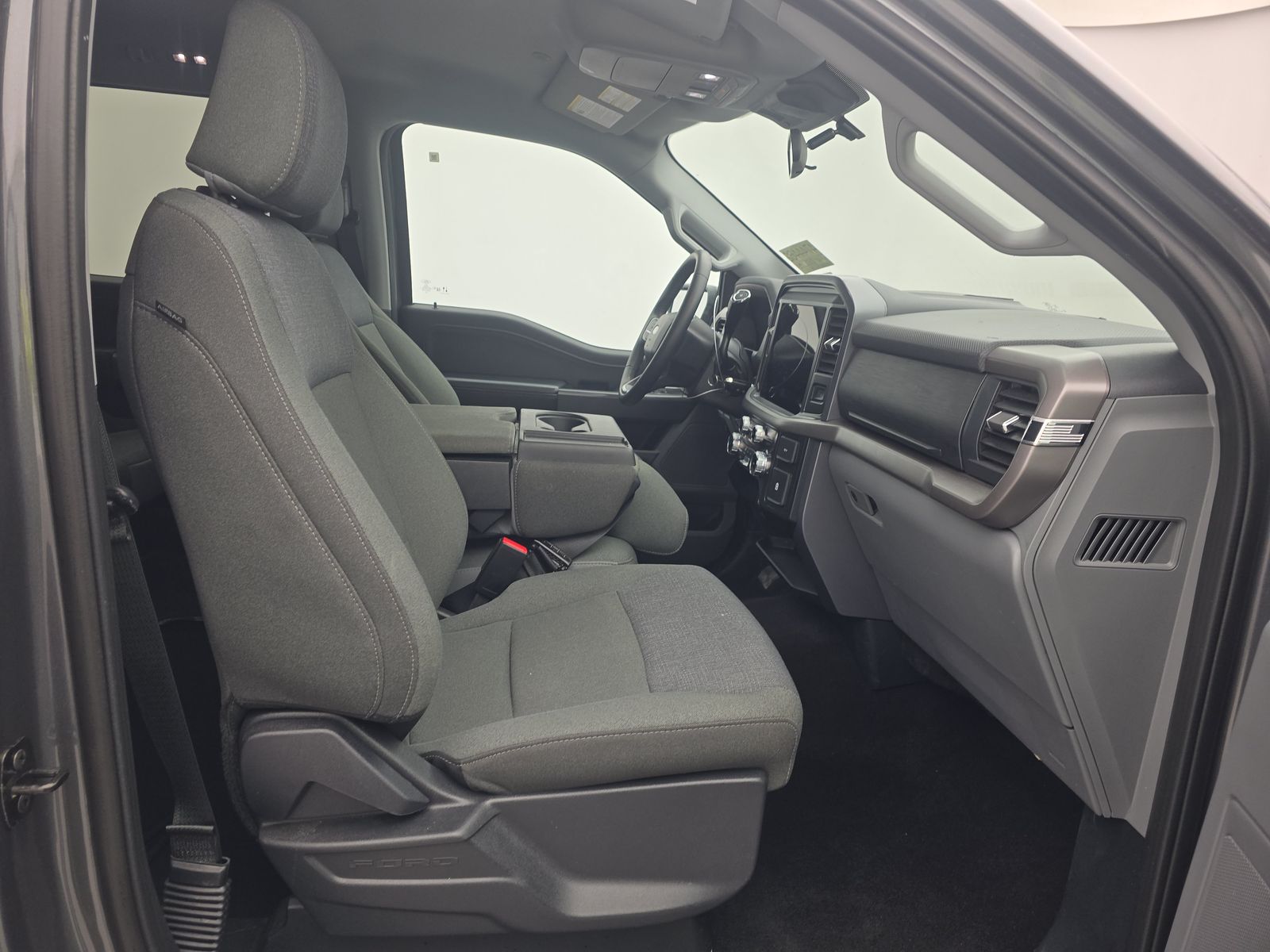 2025 Ford F-150 XLT AWD