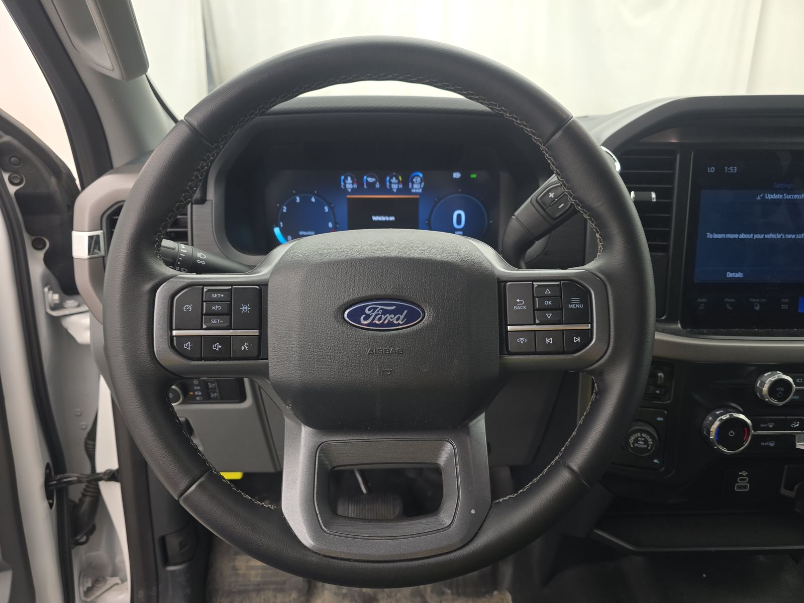 2025 Ford F-150 XLT AWD