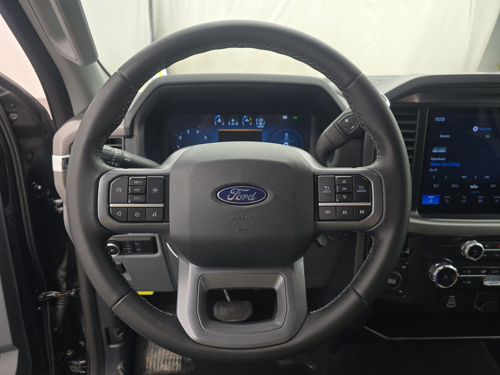 2025 Ford F-150 XLT AWD