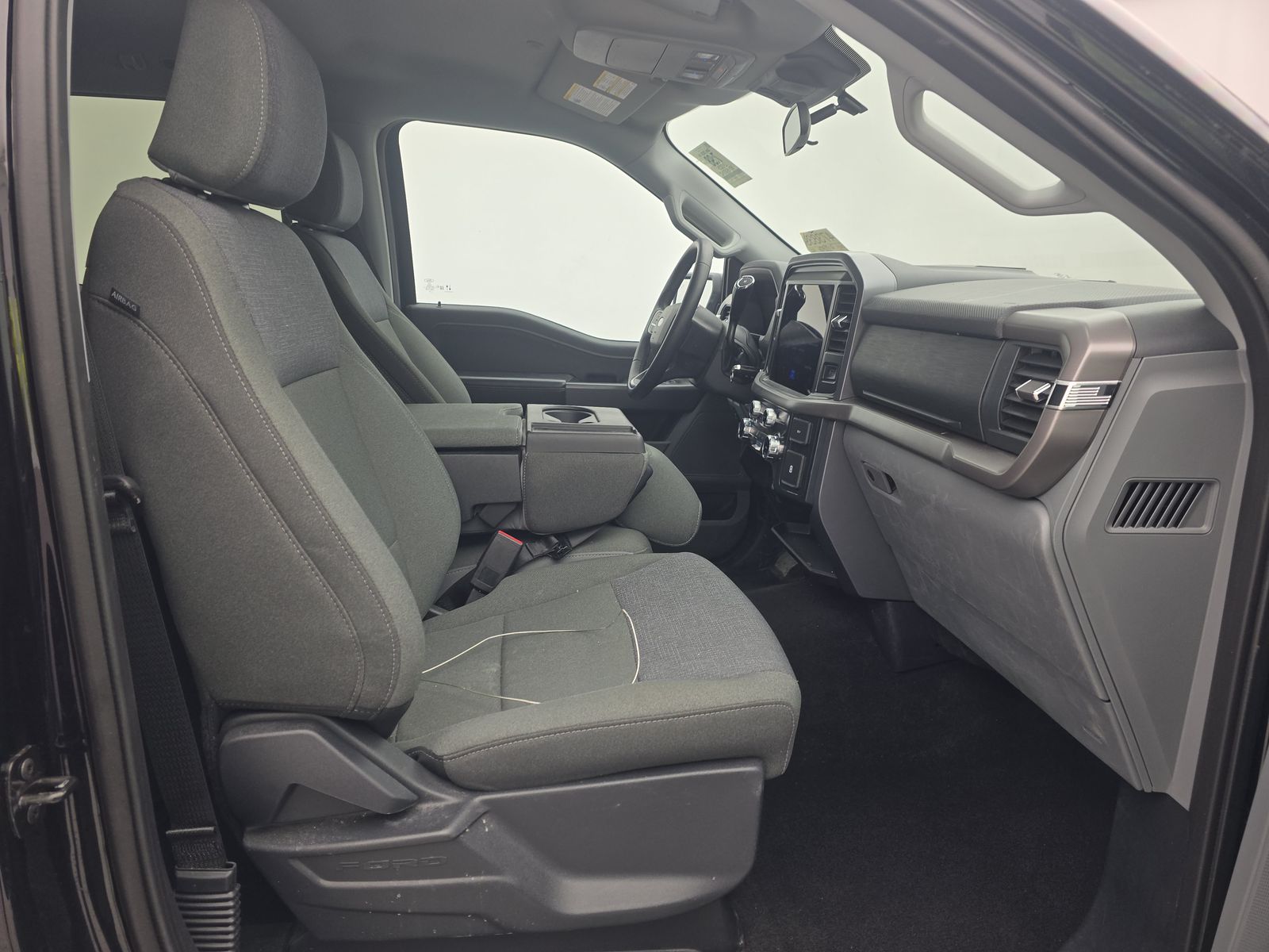 2025 Ford F-150 XLT AWD